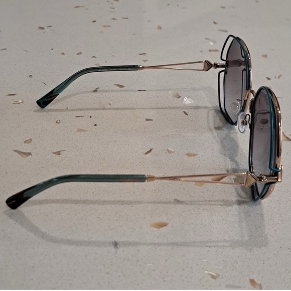 Missoni sunglasses: gold & teal metallic round frame - Picture 3 of 3